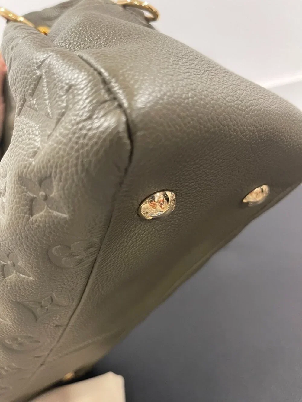 Louis Vuitton Ponthieu Shoulder/Crossbody Bag in Green (JB1449) - Picture 4 of 13